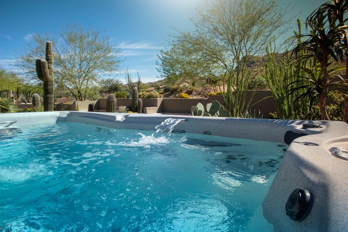Les spas de nage H2x sont économes en énergie et fonctionnent bien dans n'importe quel climat.